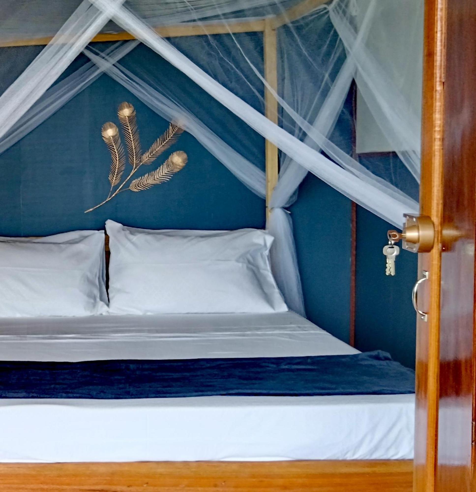The View - Jungle Lodges - Port Barton 圣维森特 外观 照片